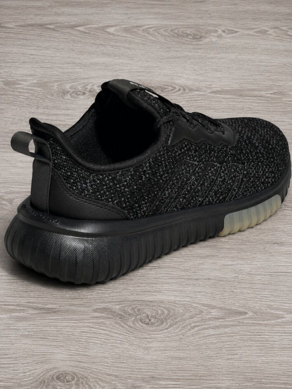 Adidas Flow 2.0 Women's Size 10 Black/Black/Carbon Sneakers NWT - Picture 3 of 5
